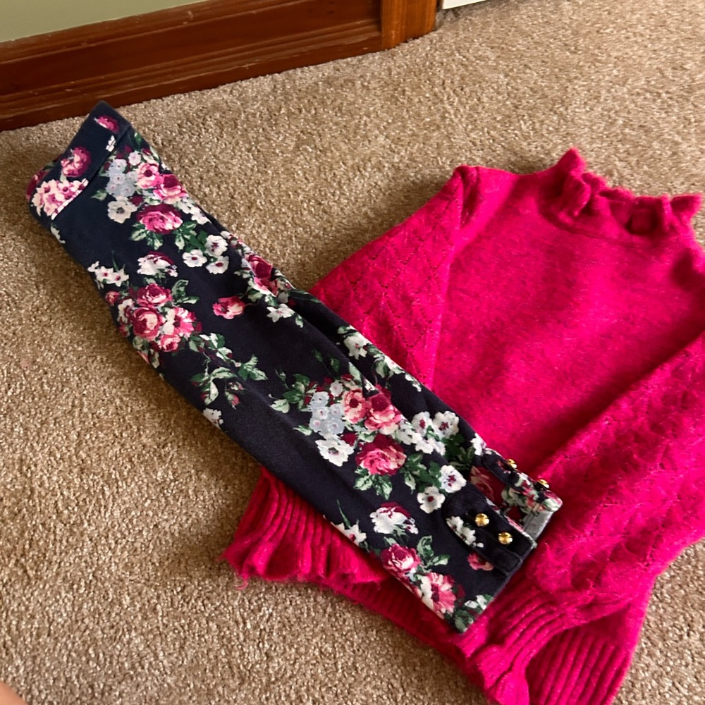 Size 4 T Janie and Jack Sweater and Leggings with gold buttons.  GUC